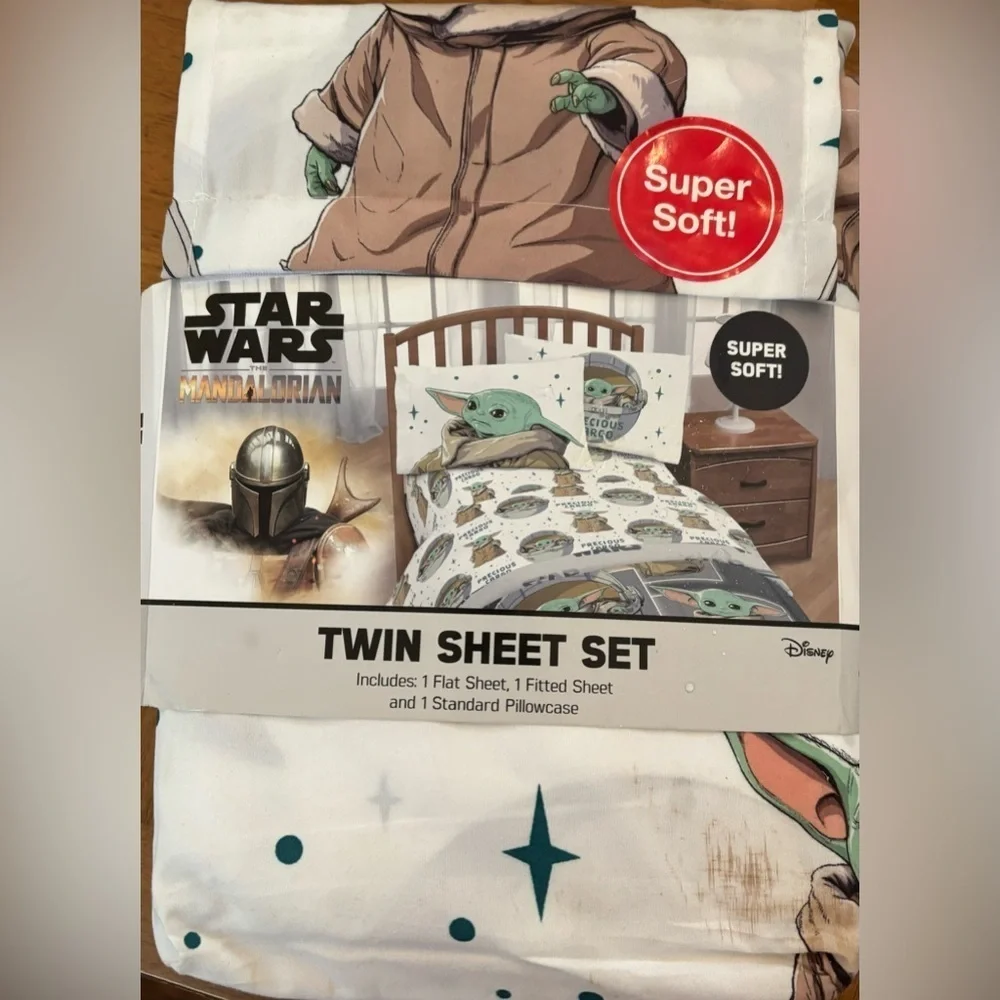 Nwt disneys mandalorian twin size 3 piece sheet set